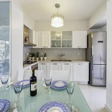 Luxury Stella דירה *