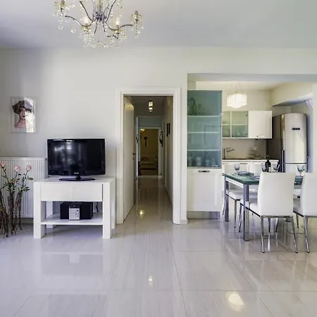 Luxury Stella דירה